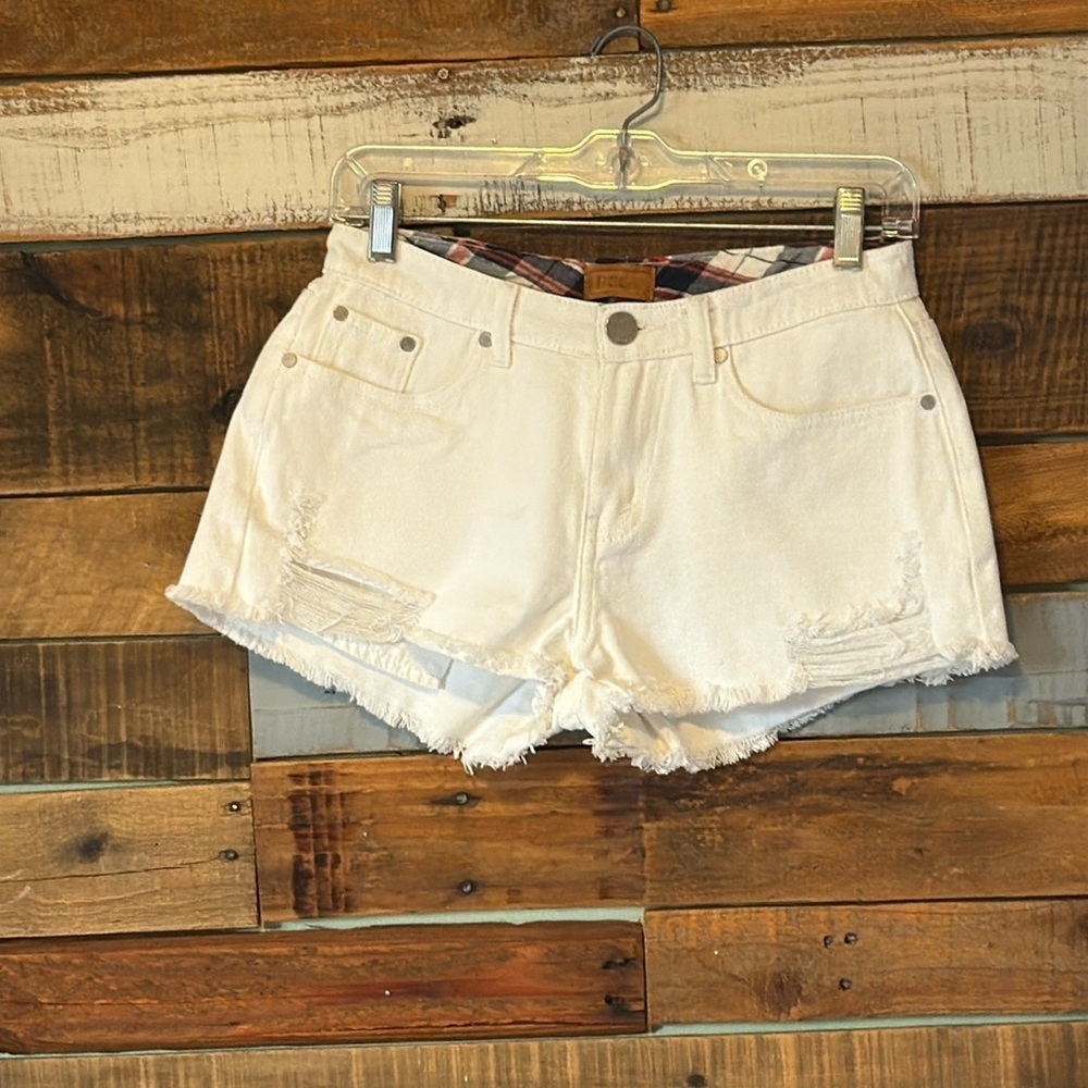 NWOT POL Distressed Denim Short